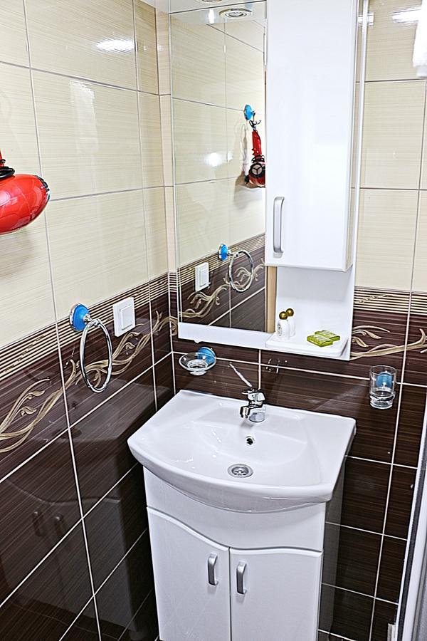 Hotel Ultra Star Skopje Bagian luar foto